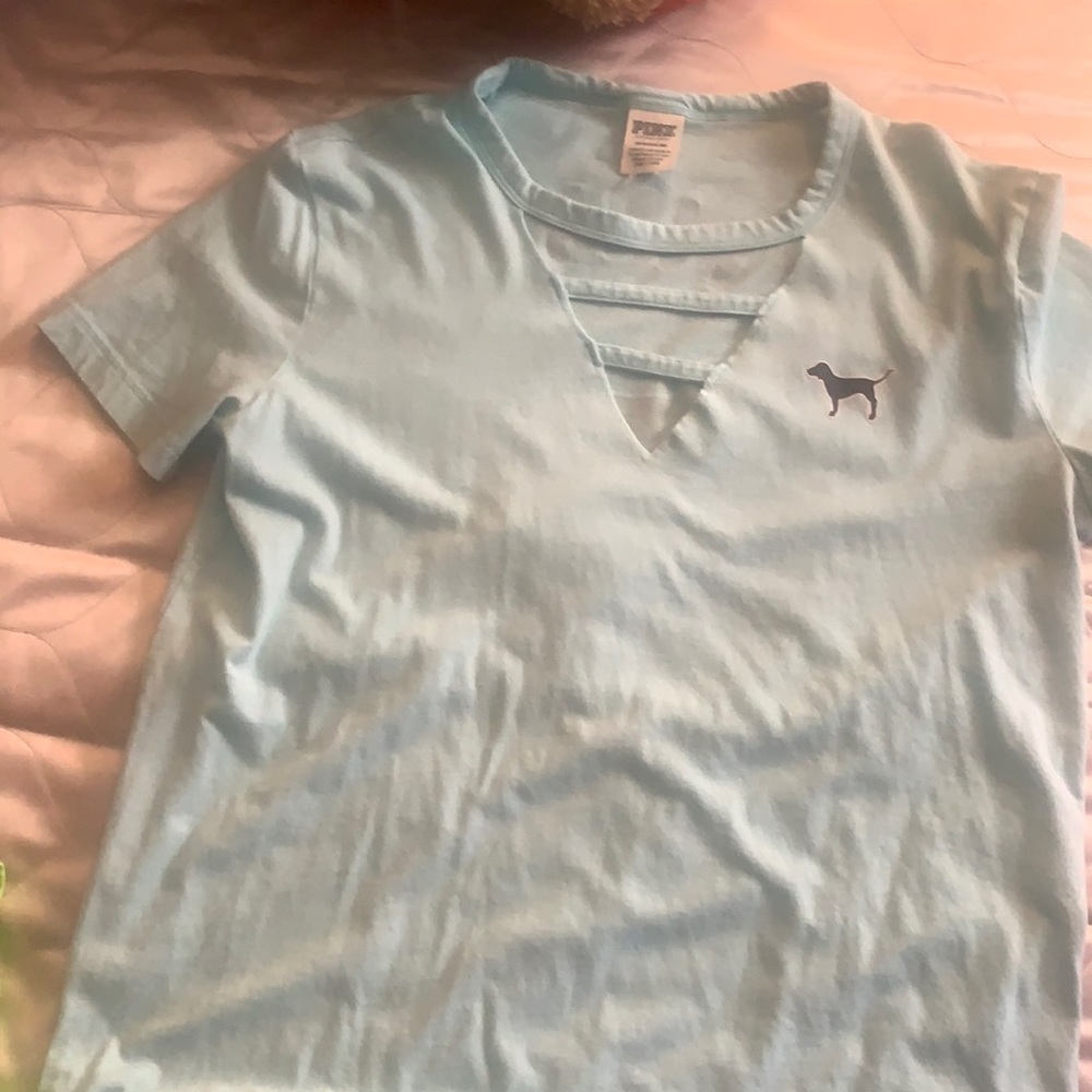 VS pink shirt